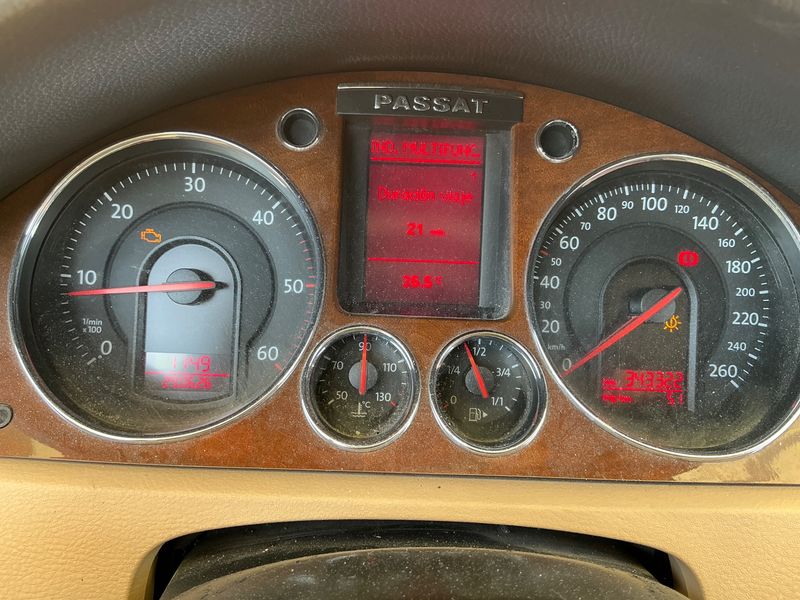 Volkswagen Passat 2.0 TDI Highline 2007 – снимка 4