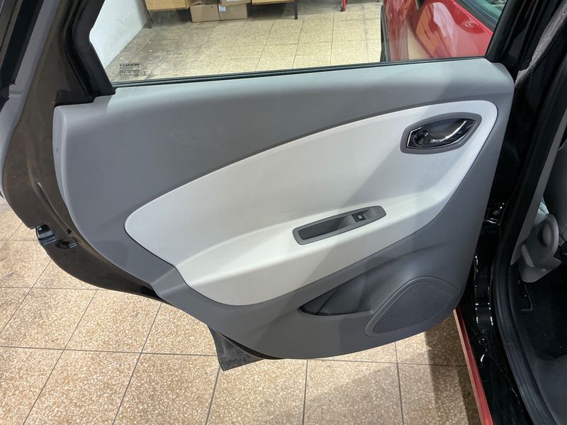 Renault Captur 1.5 dCi Energy Intens 2015 – снимка 25