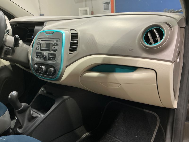 Renault Captur 1.5 dCi Energy Intens 2015 – снимка 27