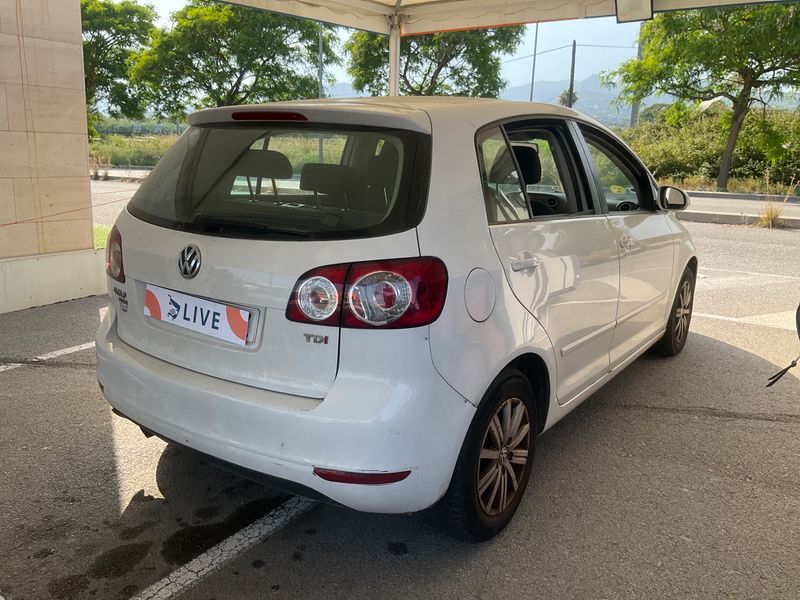 Volkswagen Golf VI Plus 1.6 TDI Advance 2011 – снимка 2