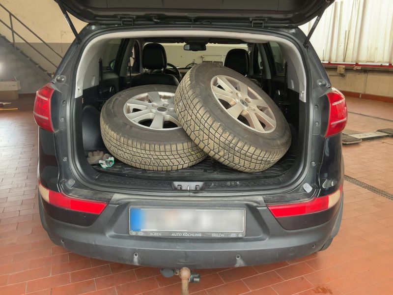 Kia Sportage 2.0 CRDi Spirit 4WD 2012 – снимка 16
