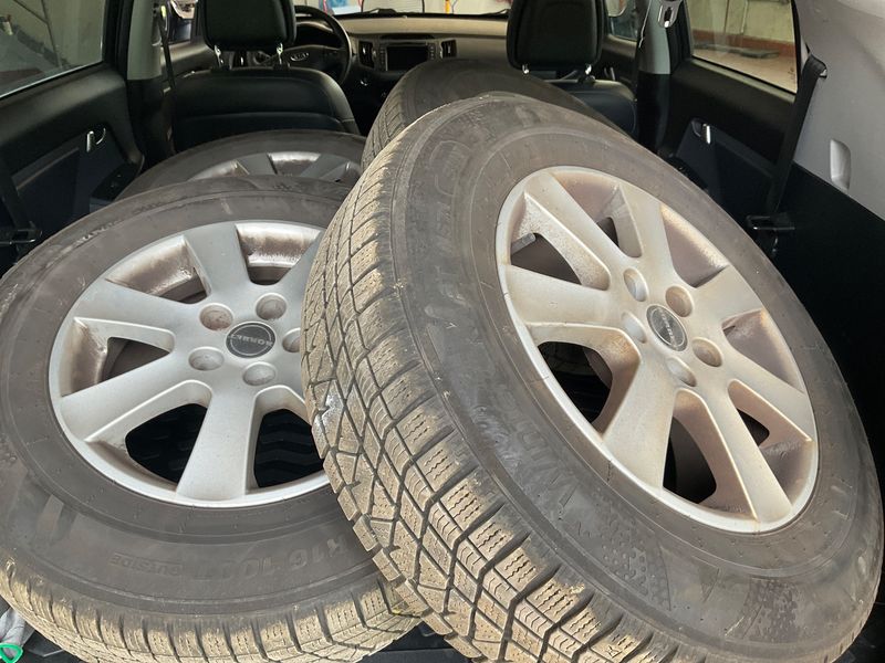Kia Sportage 2.0 CRDi Spirit 4WD 2012 – снимка 15