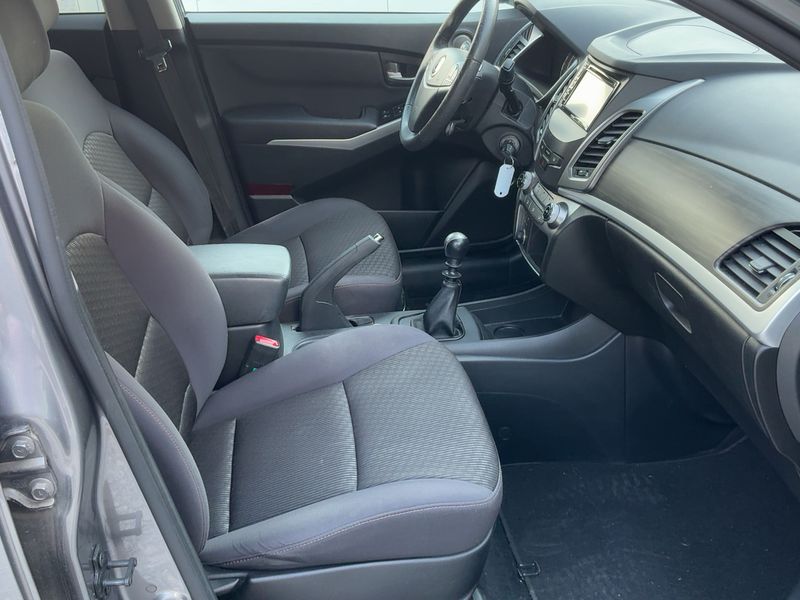 Ssangyong Korando 2.0 LPG Plus 4x4 2015 – снимка 16