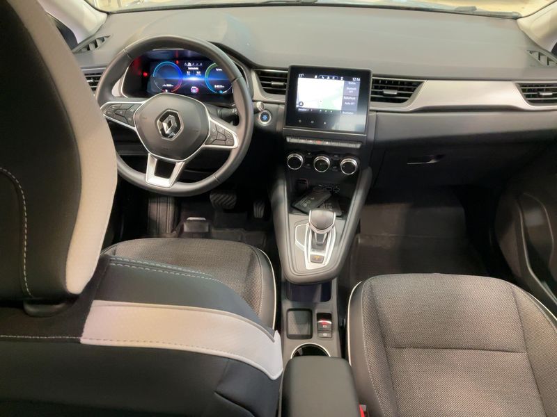 Renault Captur 1.6 Hybrid E-Tech Intens 2021 – снимка 17