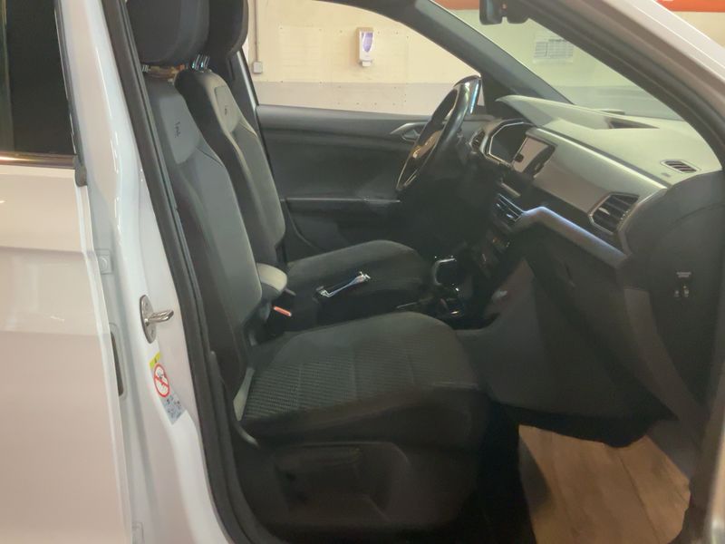 Volkswagen T-Cross 1.0 TSI R-Line 2019 – снимка 17
