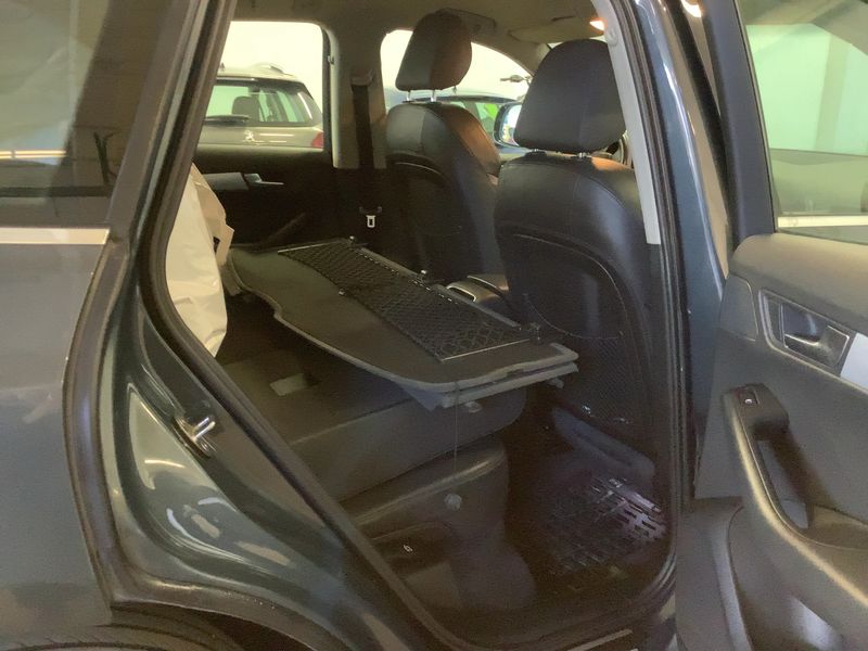 Audi Q5 2.0 TDI quattro 2010 – снимка 20