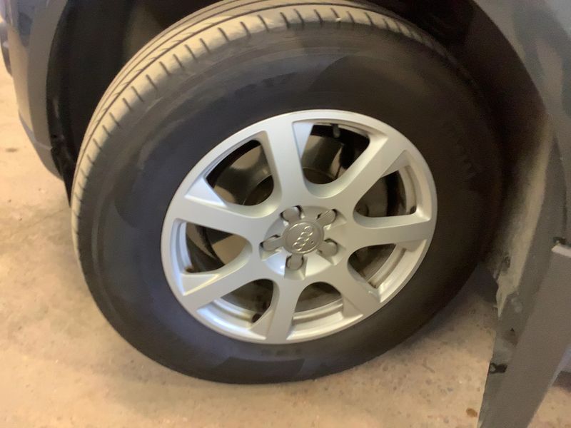 Audi Q5 2.0 TDI quattro 2010 – снимка 3