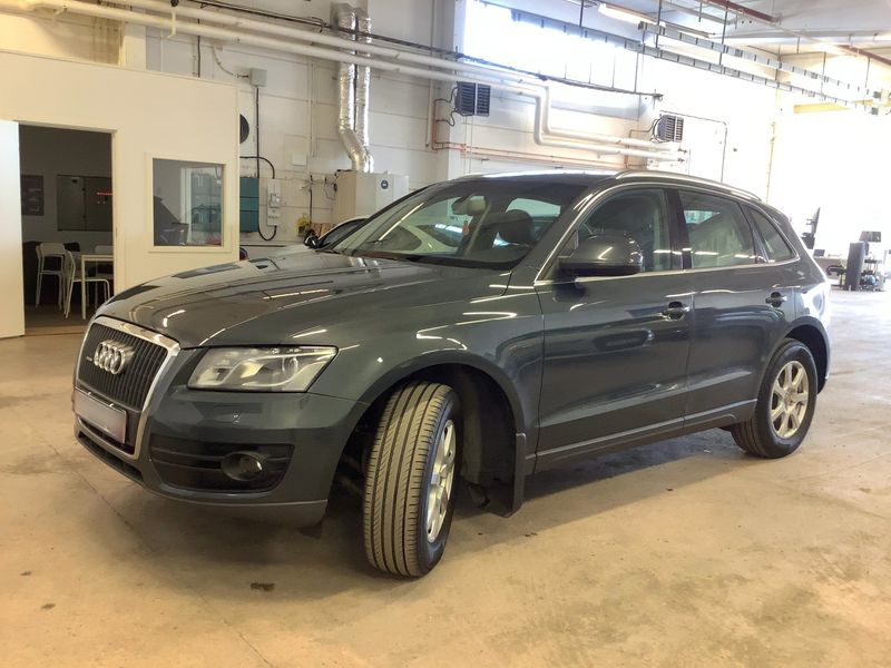 Audi Q5 2.0 TDI quattro 2010 – снимка 1