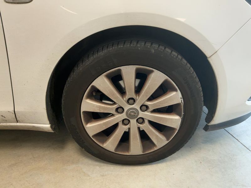 Opel Zafira Tourer 1.6 CDTI Elite Start/Stop 2017 – снимка 11