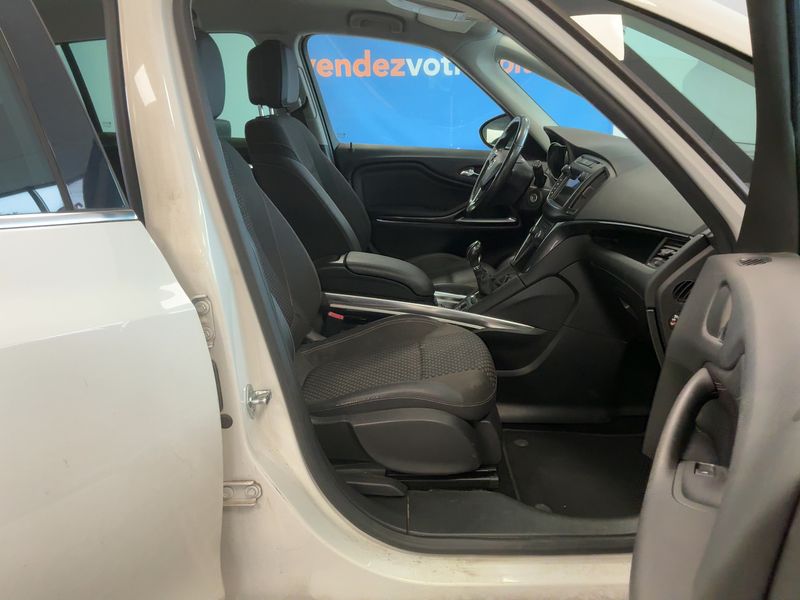 Opel Zafira Tourer 1.6 CDTI Elite Start/Stop 2017 – снимка 16
