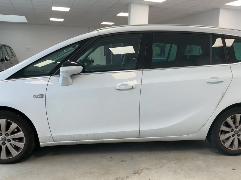 Opel Zafira Tourer 1.6 CDTI Elite Start/Stop 2017 – снимка 4