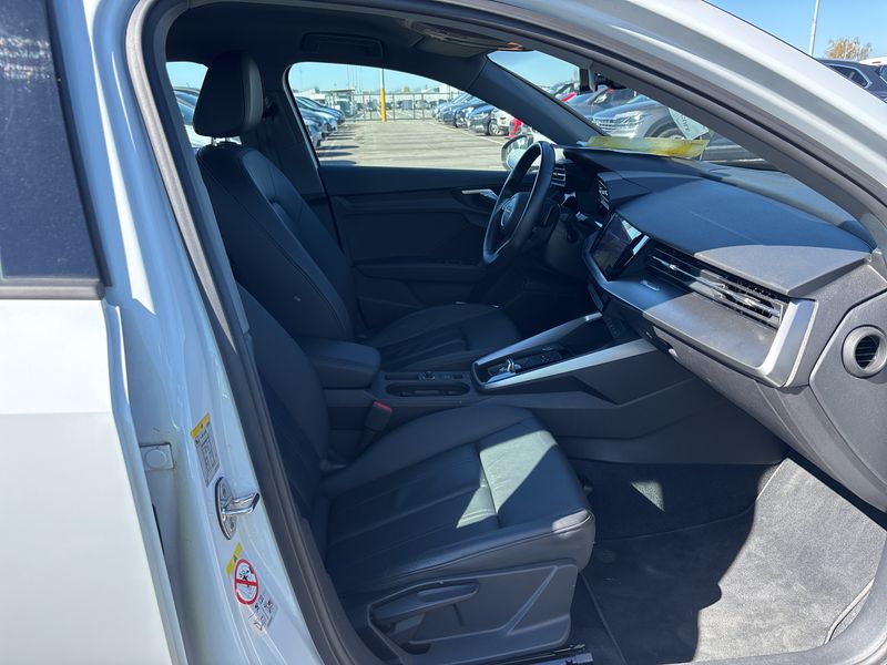 Audi A3 Limousine 30 TDI S line 2022 – снимка 10
