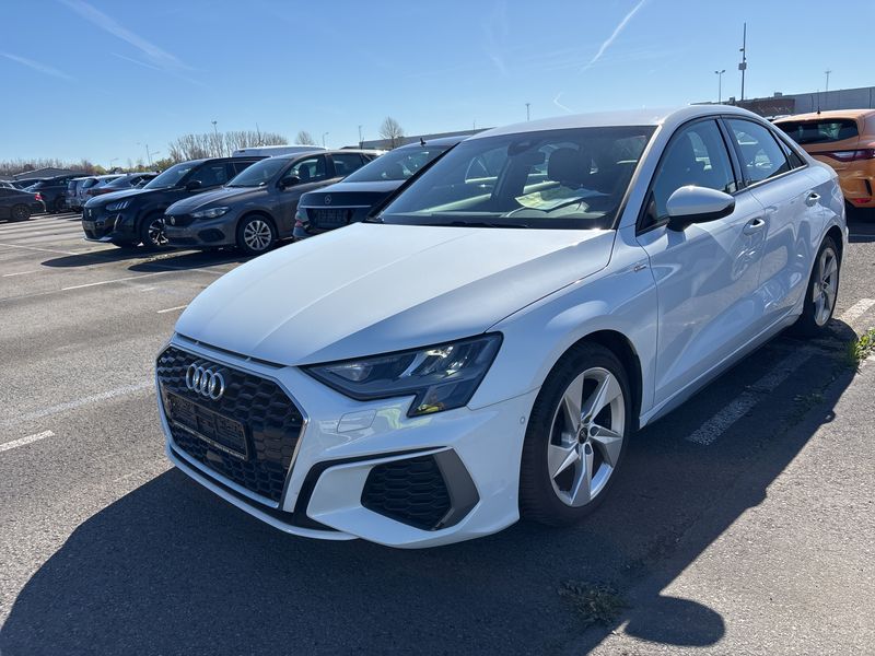 Audi A3 Limousine 30 TDI S line 2022 – снимка 2
