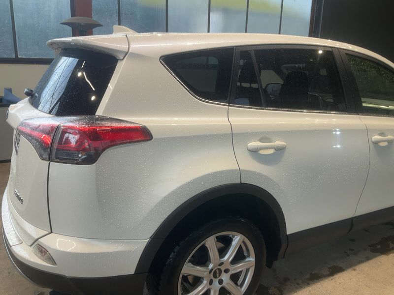 Toyota RAV 4 2.0 D-4D Edition 2016 – снимка 8