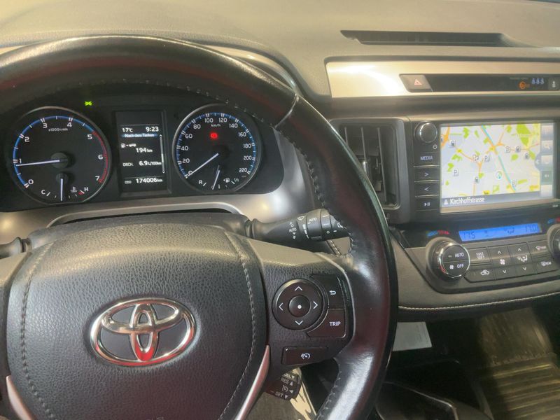Toyota RAV 4 2.0 D-4D Edition 2016 – снимка 19