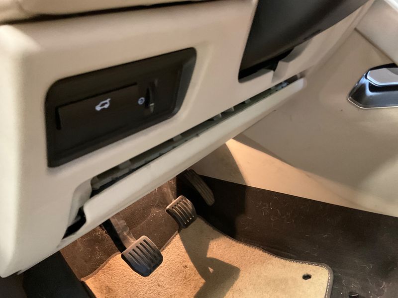 Land Rover Evoque 2.2 Td4 Prestige 2014 – снимка 34