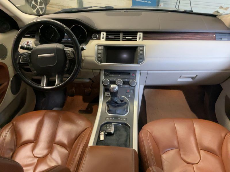 Land Rover Evoque 2.2 Td4 Prestige 2014 – снимка 17