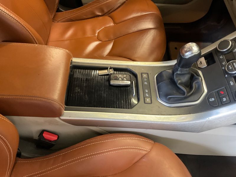 Land Rover Evoque 2.2 Td4 Prestige 2014 – снимка 33