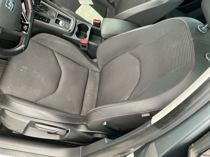Seat Leon 2.0 TDI FR 2018 – снимка 28