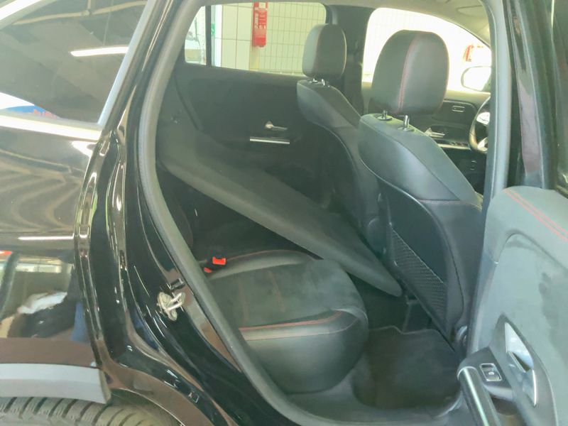 Mercedes-Benz GLA-Klasse GLA 200 4Matic AMG Line 2021 – снимка 20