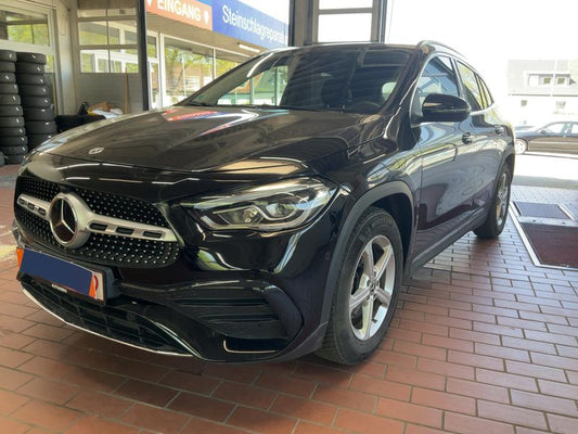 Mercedes-Benz GLA-Klasse GLA 200 4Matic AMG Line 2021 – снимка 1