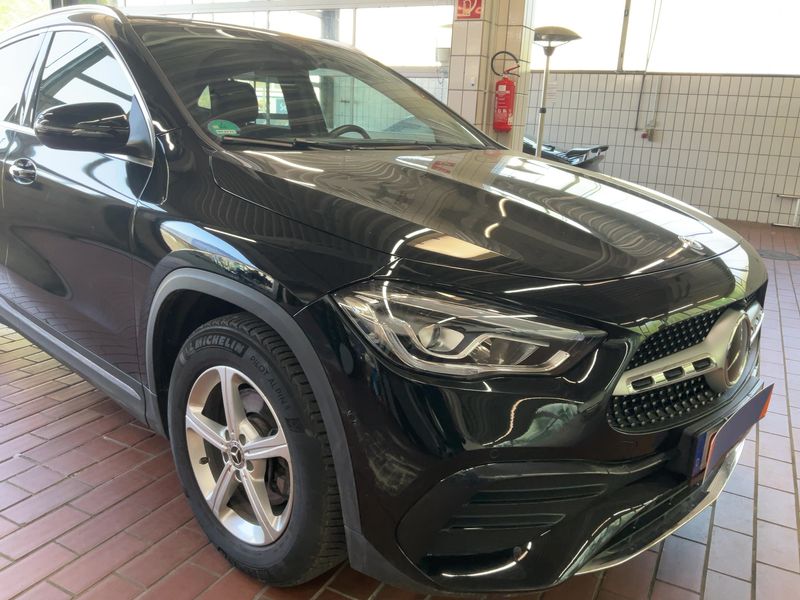 Mercedes-Benz GLA-Klasse GLA 200 4Matic AMG Line 2021 – снимка 12