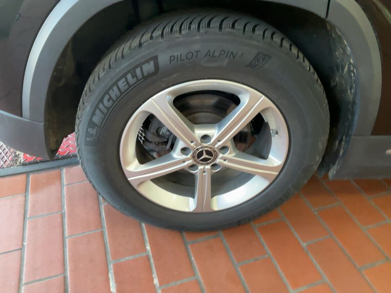Mercedes-Benz GLA-Klasse GLA 200 4Matic AMG Line 2021 – снимка 9