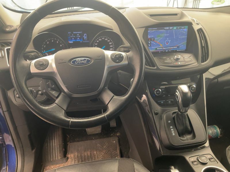 Ford Kuga 1.5 EcoBoost Titanium 2016 – снимка 17