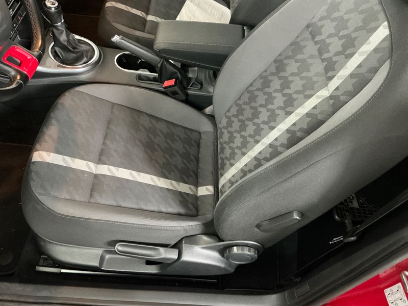 Volkswagen Beetle 1.4 TSI Design BlueMotion Tech 2018 – снимка 24