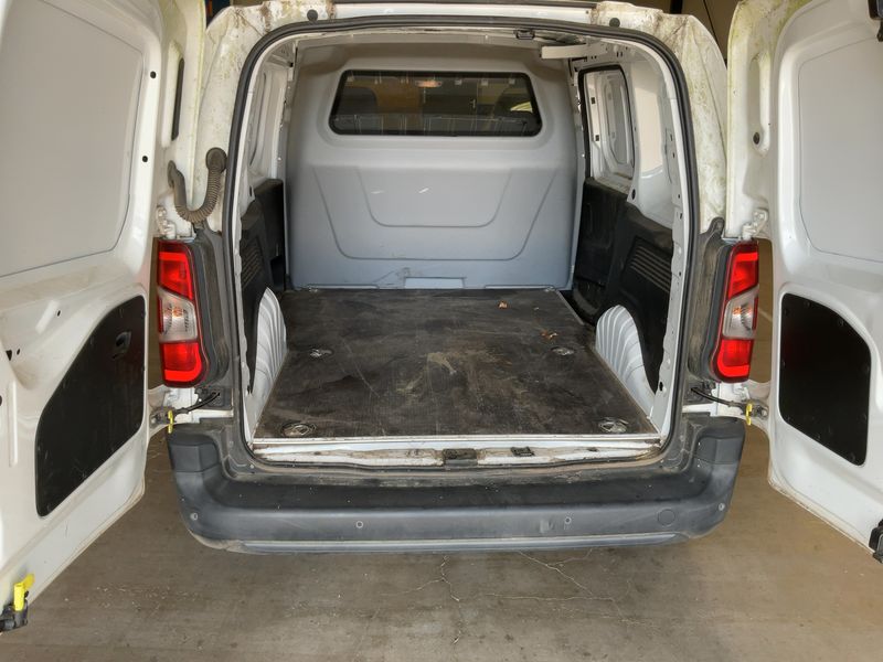 Peugeot Partner 1.5 Blue-HDi Premium L1 2020 – снимка 10