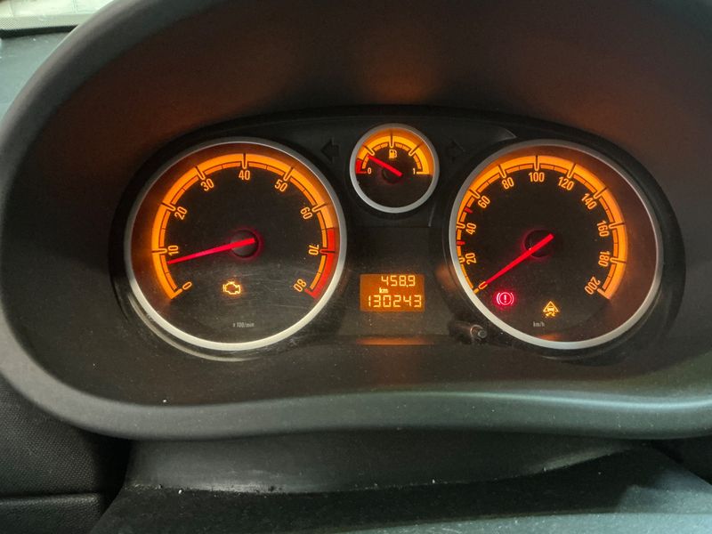 Opel Corsa 1.2 Edition 2007 – снимка 4