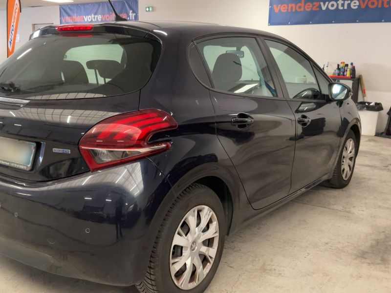 Peugeot 208 1.6 Blue-HDi Active 2016 – снимка 8