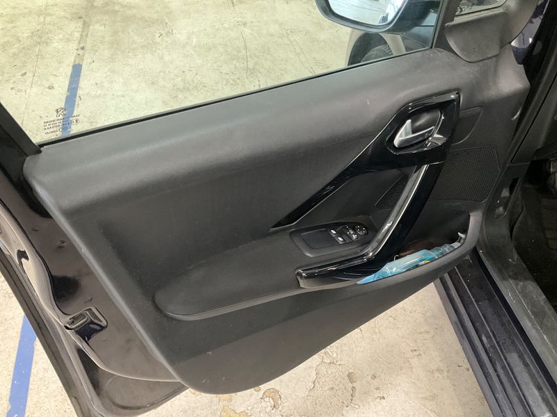 Peugeot 208 1.6 Blue-HDi Active 2016 – снимка 29