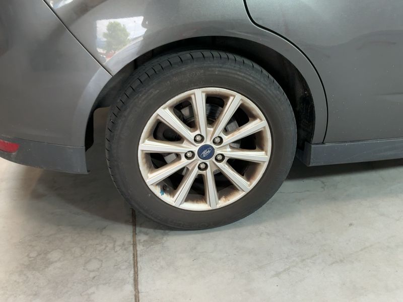 Ford Grand C-Max 1.5 TDCi Titanium 2017 – снимка 9