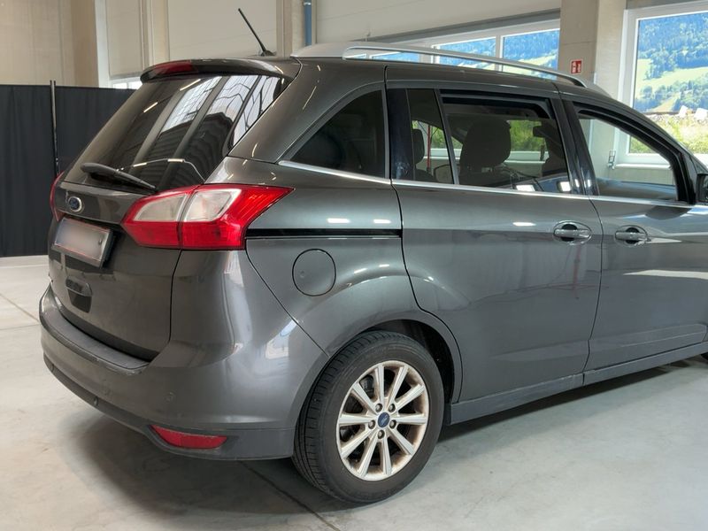 Ford Grand C-Max 1.5 TDCi Titanium 2017 – снимка 8