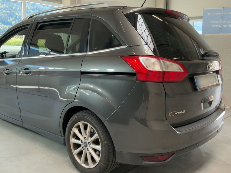 Ford Grand C-Max 1.5 TDCi Titanium 2017 – снимка 6