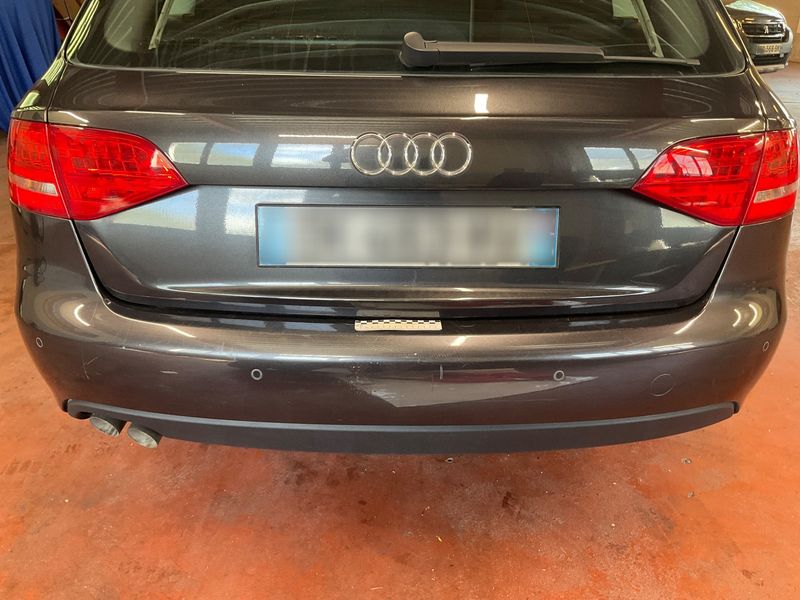 Audi A4 2.0 TDI 2010 – снимка 44