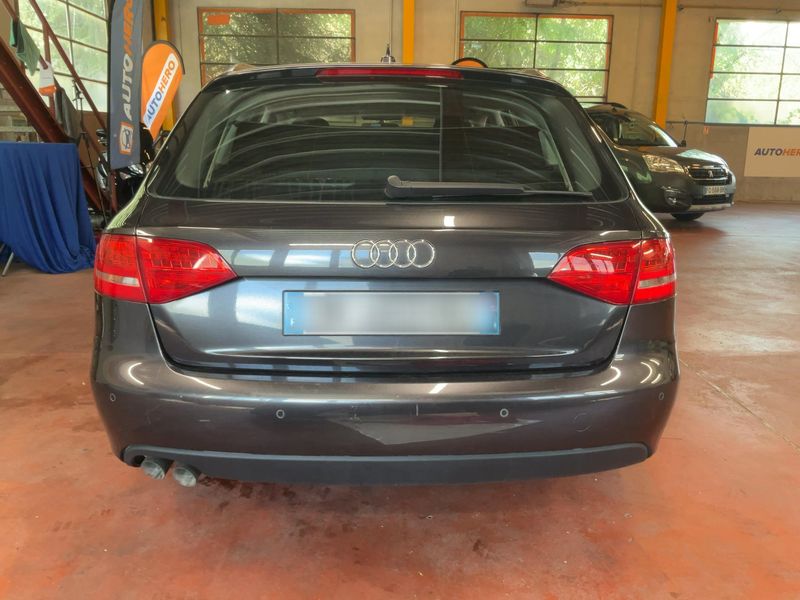 Audi A4 2.0 TDI 2010 – снимка 5