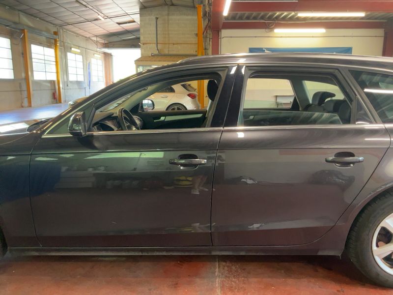 Audi A4 2.0 TDI 2010 – снимка 4