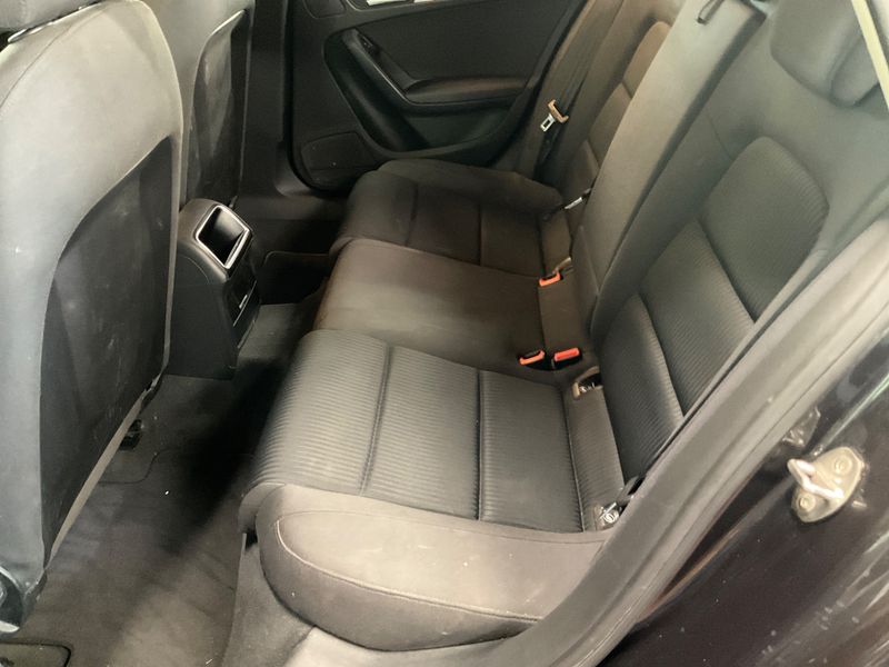 Audi A4 2.0 TDI 2010 – снимка 34