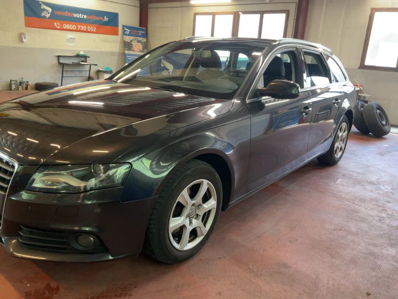 Audi A4 2.0 TDI 2010 – снимка 2