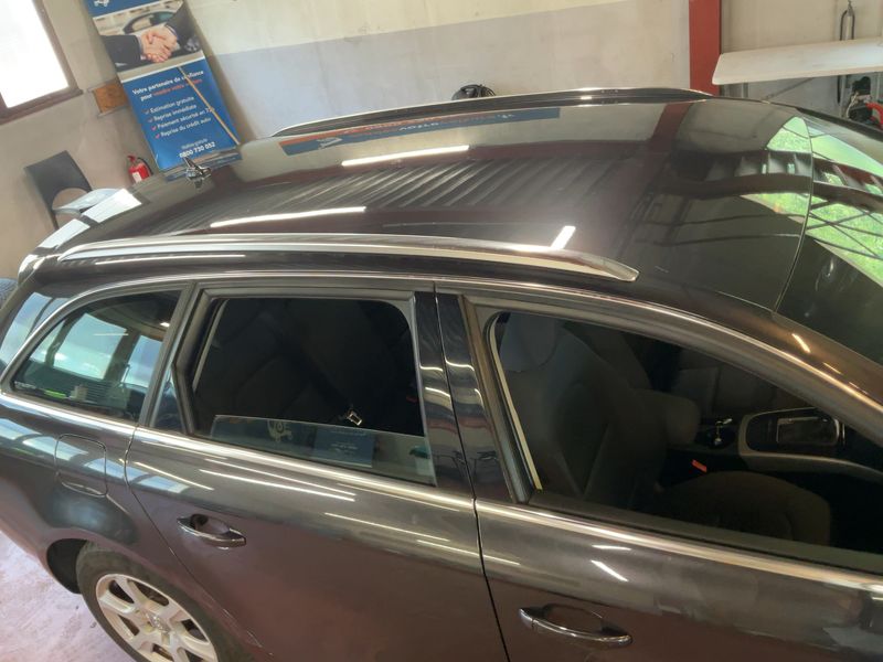Audi A4 2.0 TDI 2010 – снимка 21