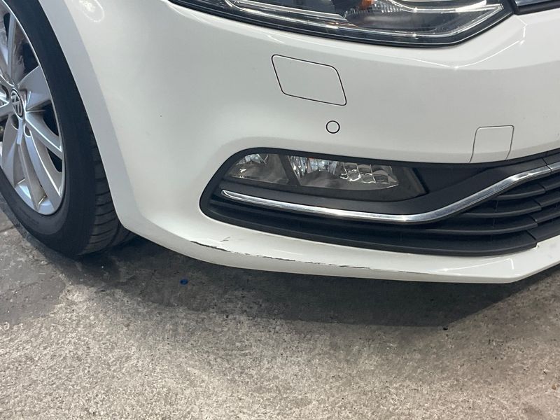 Volkswagen Polo 1.4 TDI Comfortline BlueMotion Tech 2015 – снимка 28