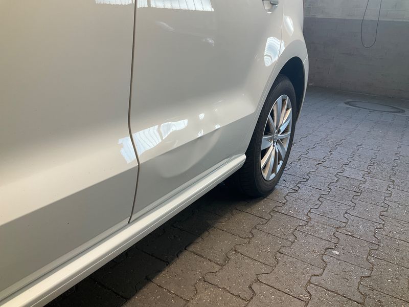 Volkswagen Polo 1.4 TDI Comfortline BlueMotion Tech 2015 – снимка 25
