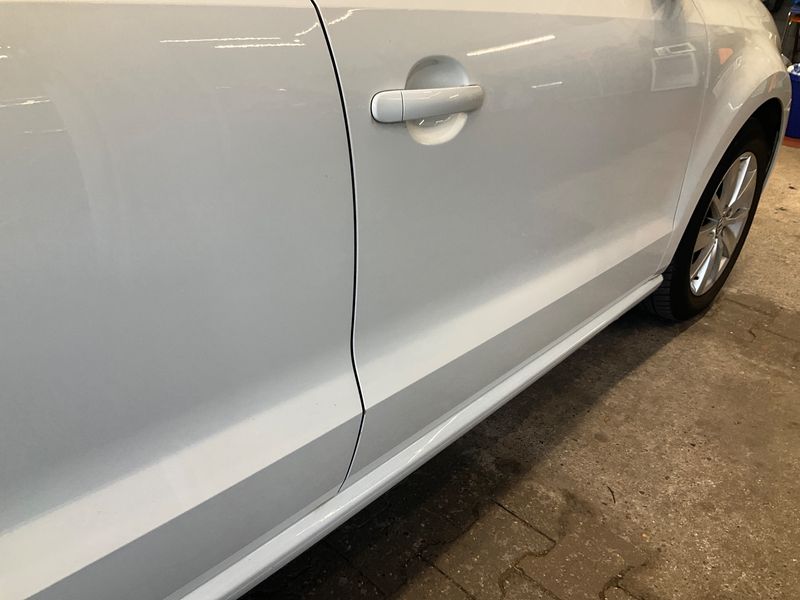 Volkswagen Polo 1.4 TDI Comfortline BlueMotion Tech 2015 – снимка 24