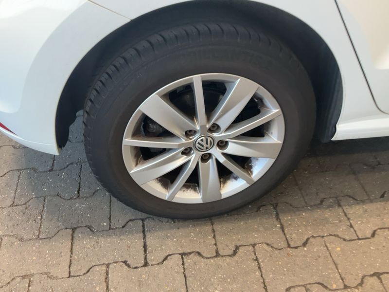 Volkswagen Polo 1.4 TDI Comfortline BlueMotion Tech 2015 – снимка 9