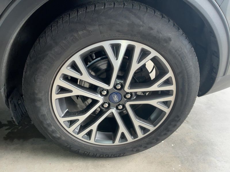 Ford Kuga 2.5 Plug-in Hybrid Titanium X 2021 – снимка 5