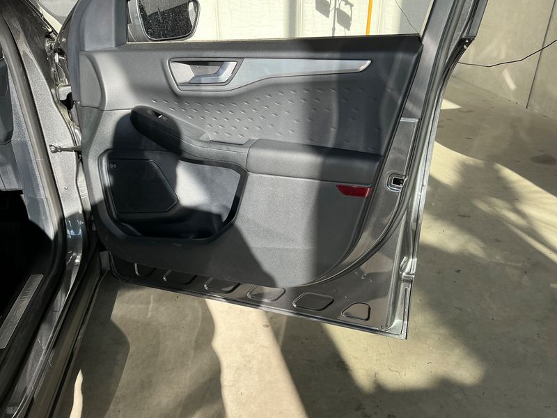 Ford Kuga 2.5 Plug-in Hybrid Titanium X 2021 – снимка 30