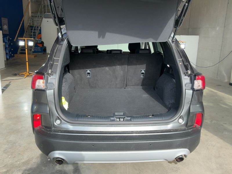 Ford Kuga 2.5 Plug-in Hybrid Titanium X 2021 – снимка 16