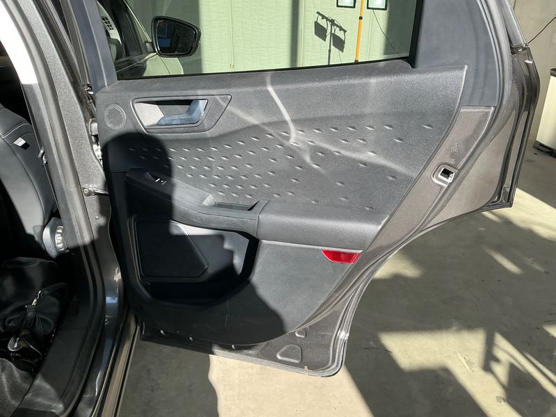 Ford Kuga 2.5 Plug-in Hybrid Titanium X 2021 – снимка 31